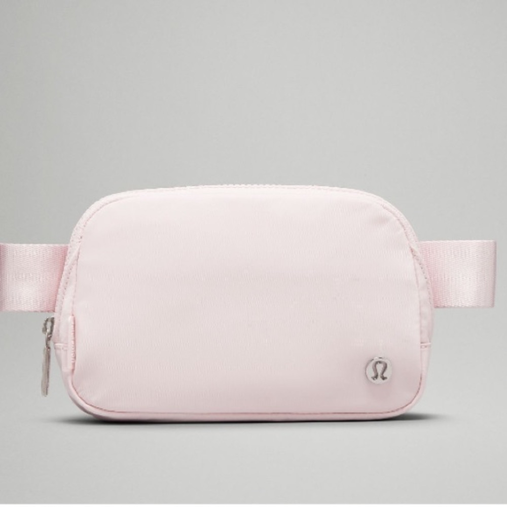 Lululemon Flush Pink Belt Bag Everywhere EBB